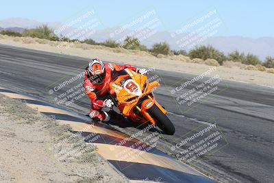 media/Dec-01-2025-Moto Forza (Mon) [[2daa91e15f]]/1-Advanced Group/Session 4 (Turn 10 Inside)/